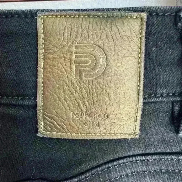 Women’s Peppered Denim black pants fringe ankle hem size 26 zip closure - Picture 11 of 15